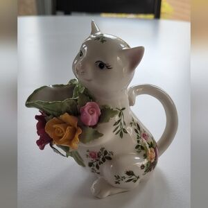 Royal Albert Old Country Roses Small Cat Pitcher Or Creamer